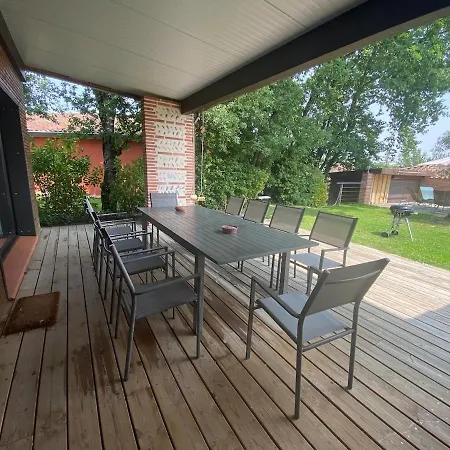 Sous Les Chenes De - Detente Et Teletravail